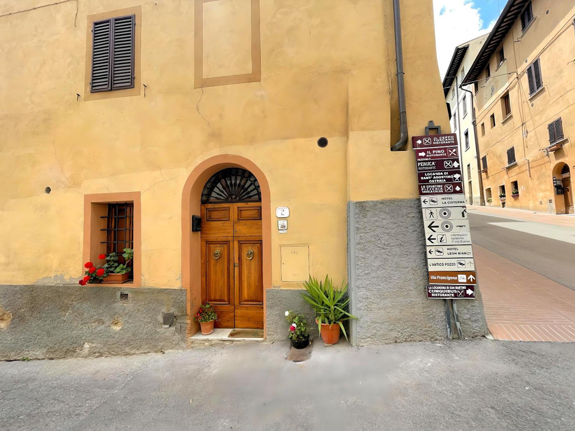 La Casa Di Ines Hotel San Gimignano Exterior photo